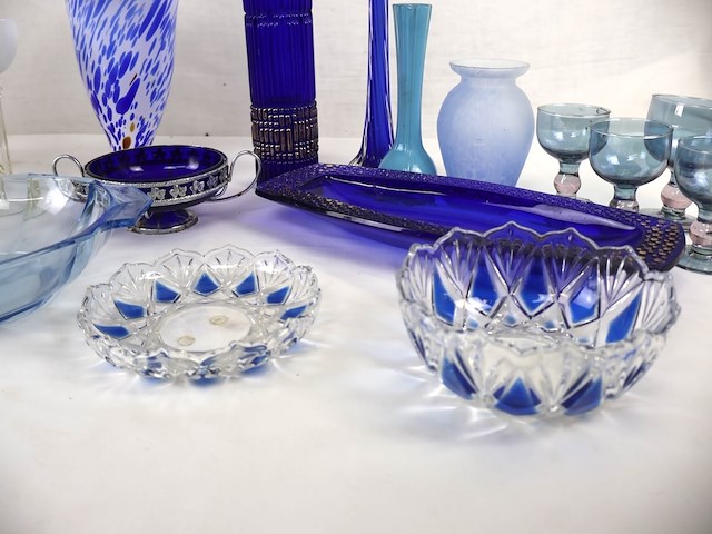 Partij gekleurd glas - afbeelding 5 van  8