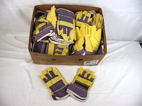 Partij gele werkhandschoenen