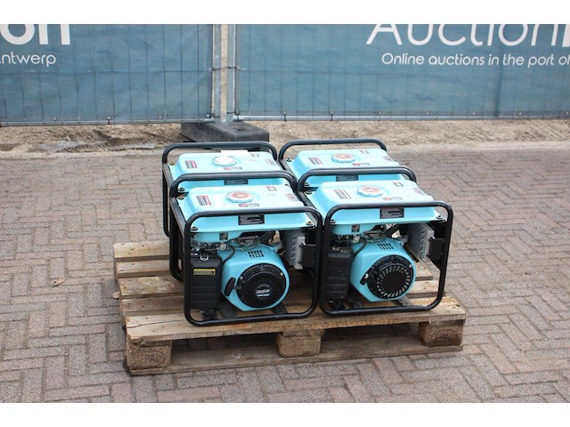Partij generatoren lowenzahn lz3500igs benzine 3kva 4 stuks nieuw - afbeelding 1 van  1
