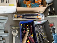 Partij gereedschap en onderdelen w.o. makita - afbeelding 4 van  5