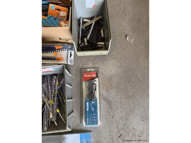Partij gereedschap en onderdelen w.o. makita - afbeelding 5 van  5