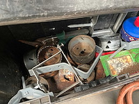 Partij gereedschappen en bouwmaterialen - afbeelding 13 van  38