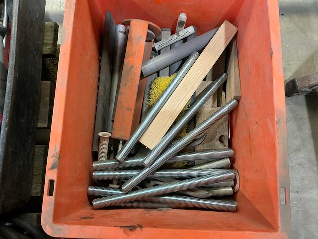 Partij gereedschappen - afbeelding 5 van  5