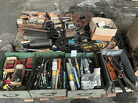 Partij gereedschappen - afbeelding 1 van  8