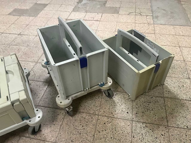 Partij gereedschapskoffers en opbergbakken (4x) - afbeelding 7 van  8