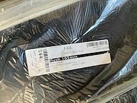 Partij gevelbekleding en/of gootafwerking flush (106x) - afbeelding 2 van  2