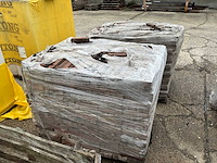 Partij gevelstenen - afbeelding 2 van  2