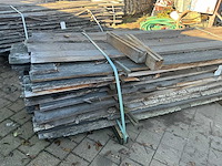 Partij gezaagde boomstamplanken eik - afbeelding 4 van  4