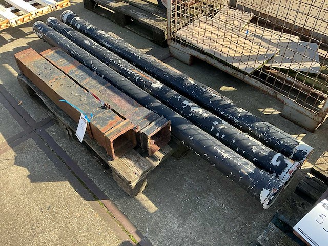 Partij gietijzer afvoer leidingen - afbeelding 1 van  2