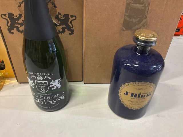 Partij gin, rum en aperitieven - afbeelding 3 van  3