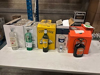 Partij gin, rum en jenever
