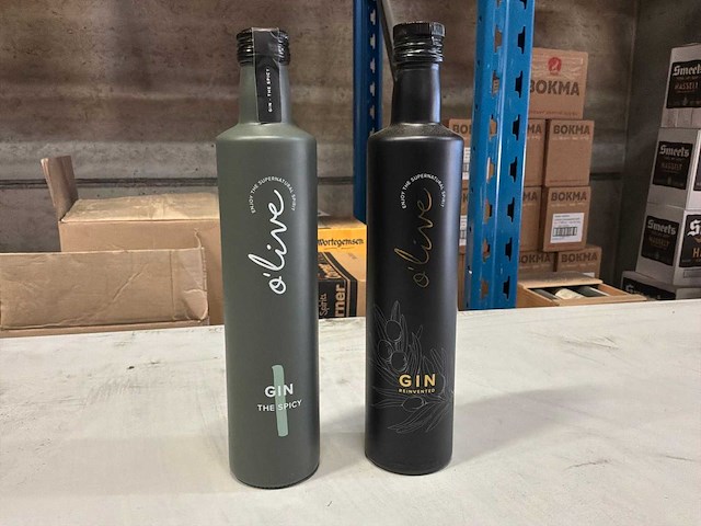 Partij gin - afbeelding 1 van  2