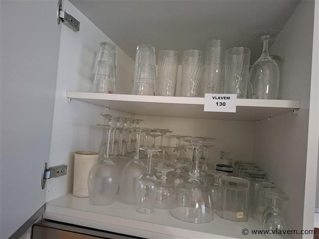 Partij glas - afbeelding 1 van  1