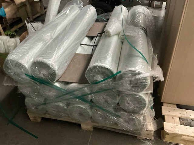 Partij glasvezel op rol - afbeelding 2 van  4