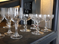 Partij glaswerk gegraveerd - afbeelding 4 van  6