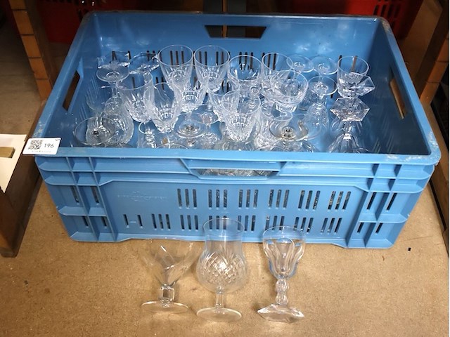 Partij glaswerk geslepen - afbeelding 1 van  4