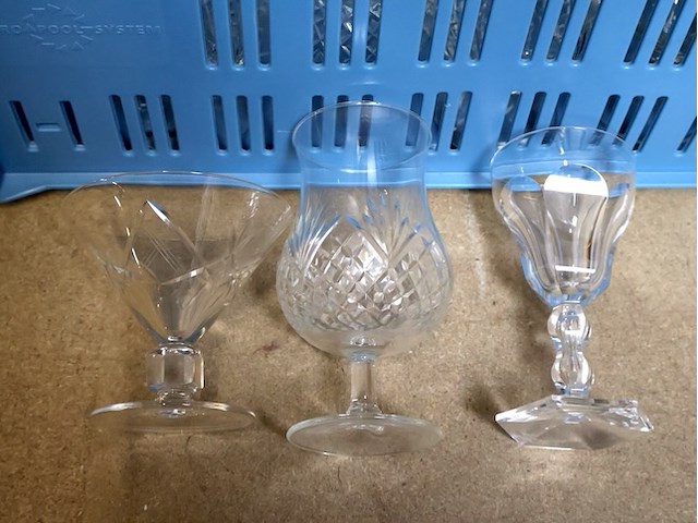 Partij glaswerk geslepen - afbeelding 2 van  4