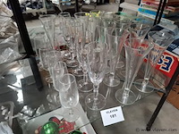 Partij glaswerk - afbeelding 1 van  1