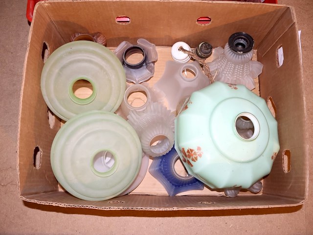 Partij glazen lampenkappen - afbeelding 2 van  9