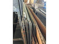 Partij glazen schuifwanden outdoor 2050mm (l) x 1020mm (b) - afbeelding 2 van  2