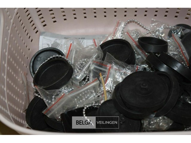 Partij gootsteenstoppen div? maten - afbeelding 2 van  2