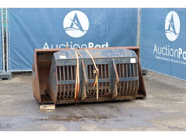 Partij graafbakken - afbeelding 1 van  1