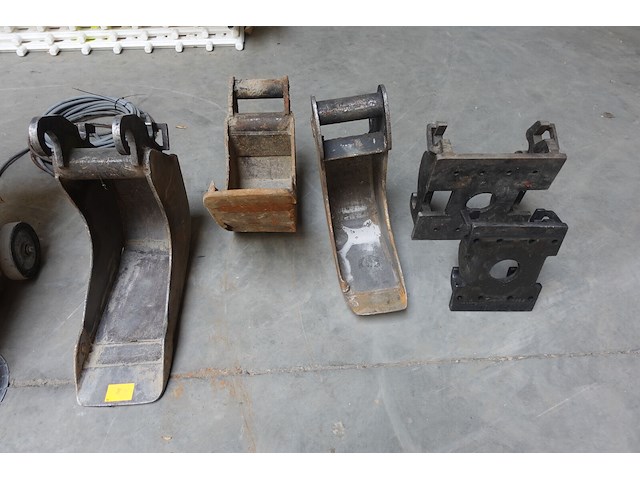 Partij graafbakken - afbeelding 1 van  5