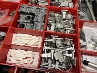 Partij grijper-, robot- en pneumatische componenten - afbeelding 3 van  200