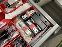 Partij grijper-, robot- en pneumatische componenten - afbeelding 19 van  200
