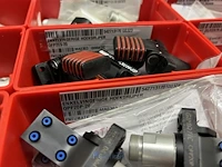 Partij grijper-, robot- en pneumatische componenten - afbeelding 26 van  200