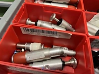 Partij grijper-, robot- en pneumatische componenten - afbeelding 28 van  200