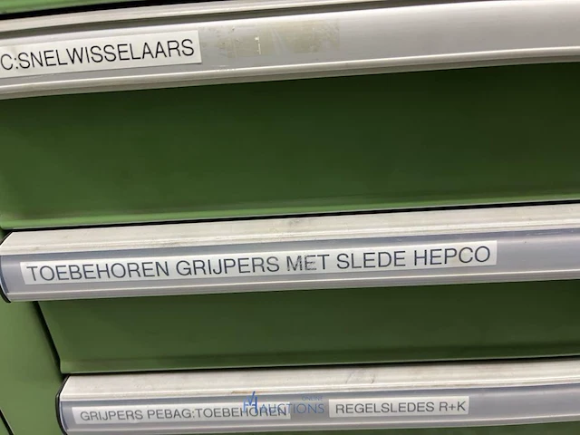 Partij grijper-, robot- en pneumatische componenten - afbeelding 62 van  200