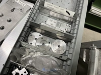 Partij grijper-, robot- en pneumatische componenten - afbeelding 83 van  200