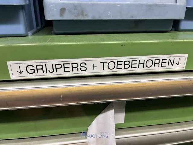 Partij grijper-, robot- en pneumatische componenten - afbeelding 117 van  200