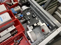 Partij grijper-, robot- en pneumatische componenten - afbeelding 154 van  200
