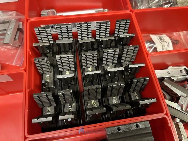 Partij grijper-, robot- en pneumatische componenten - afbeelding 183 van  200