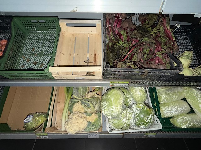 Partij groenten en fruit - afbeelding 6 van  34