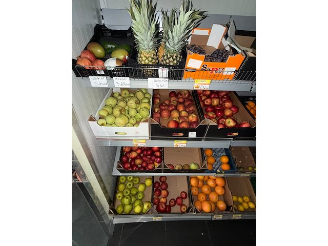 Partij groenten en fruit - afbeelding 1 van  34