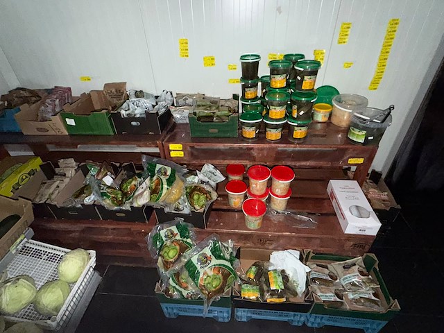 Partij groenten en fruit - afbeelding 14 van  34