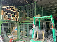 Partij grote magazijnbakken (32x) - afbeelding 1 van  4