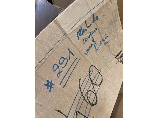 Partij gsm hoesjes voornamelijk lucrin - afbeelding 1 van  3