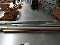 Partij gyproc studs + inhoud rek - afbeelding 5 van  6