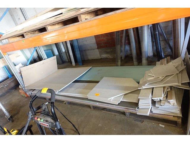 Partij gyproc - afbeelding 1 van  3