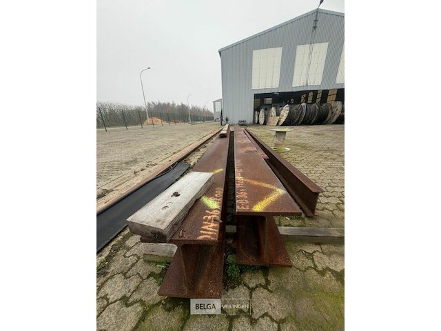Partij h-profielbalken ±9m - afbeelding 2 van  6