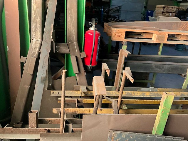 Partij halffabricaat - afbeelding 13 van  20