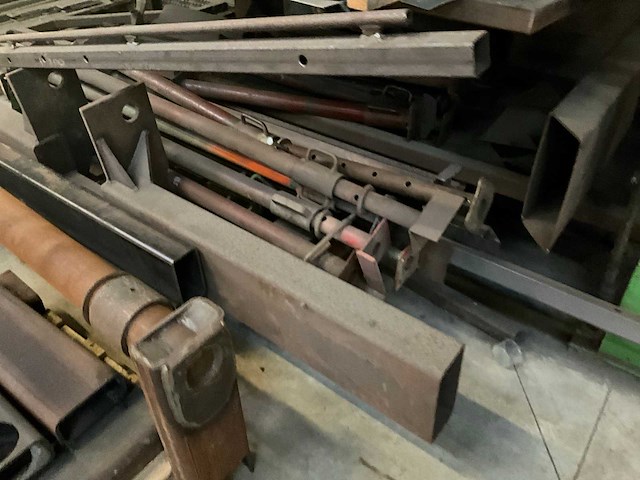 Partij halffabricaat - afbeelding 17 van  20