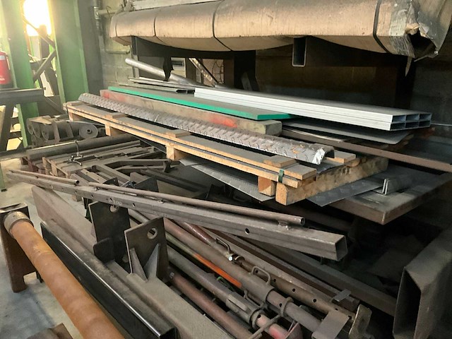 Partij halffabricaat - afbeelding 19 van  20