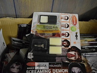 Partij halloween make up - afbeelding 3 van  4