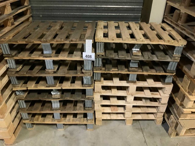 Partij halve palletten - afbeelding 1 van  3