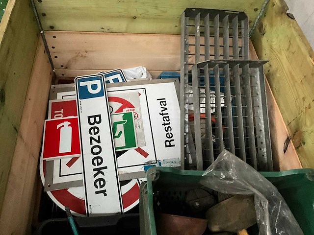 Partij handgereedschap bouwsector - afbeelding 4 van  4